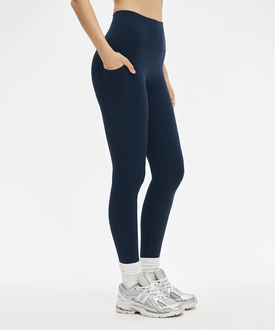 Fleece LunaAiry™ Legging with Pockets 28''