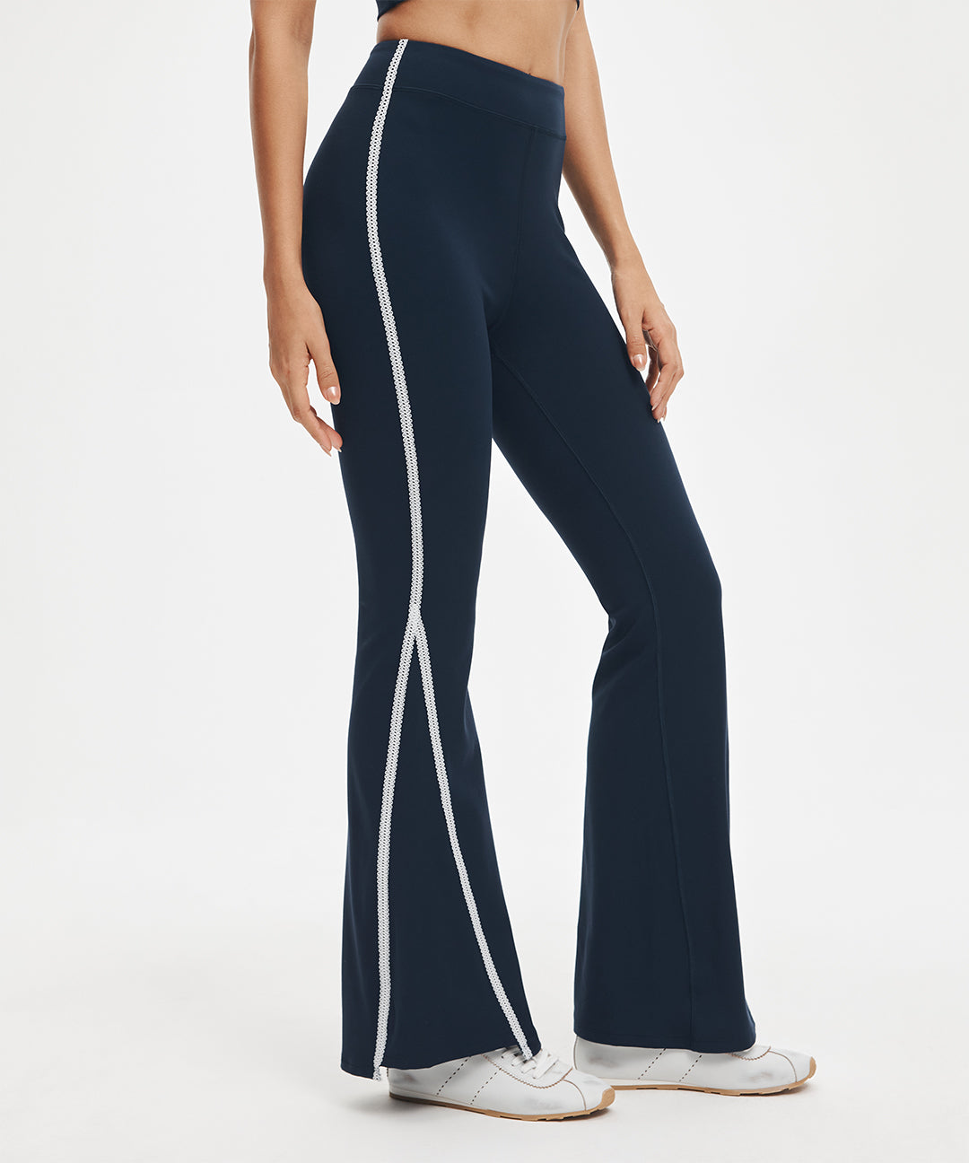 LunaAiry™ Contrast Lace Flared Legging 31.5''