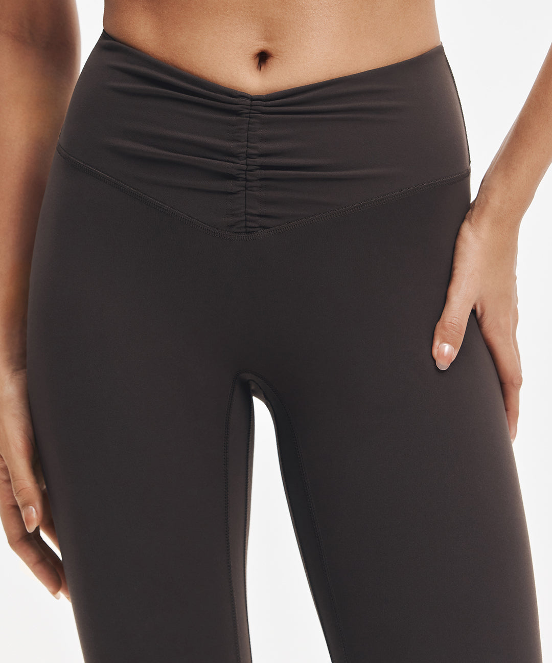 LunaAiry™ V-Waist Ruched Legging 25''