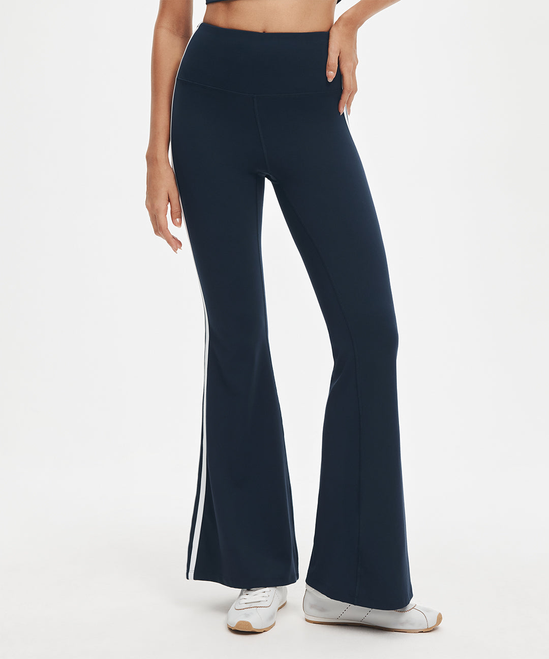 LunaAiry™ Double-Trim Flared Legging 31.5''