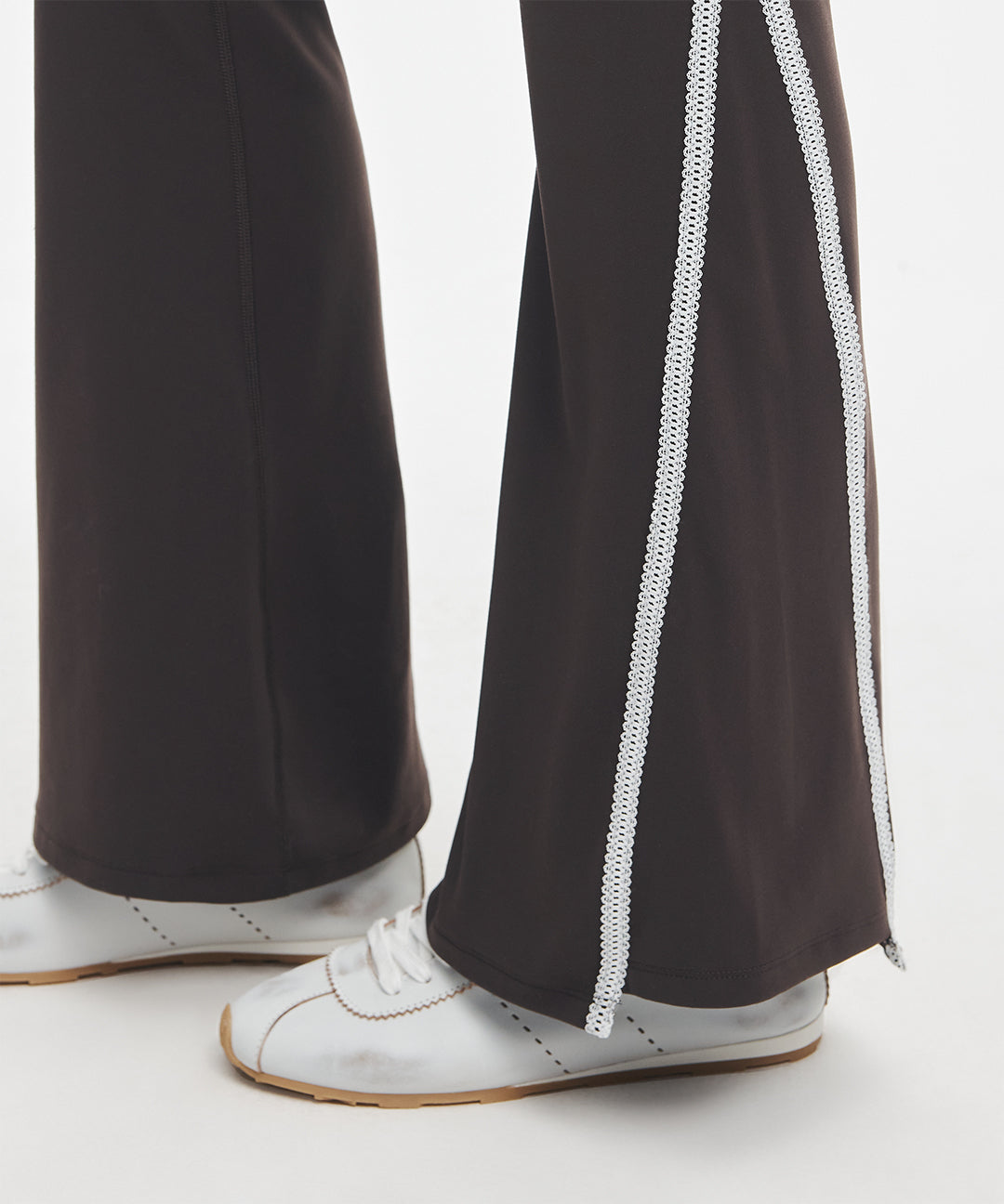 LunaAiry™ Contrast Lace Flared Legging 31.5''